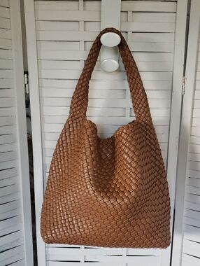 New Bella Women's Vegan Leather Woven Hobo Tote Bag - Brown